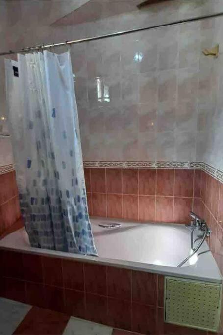 Apartment Oumnia 1 - City Center Tanger Kültér fotó