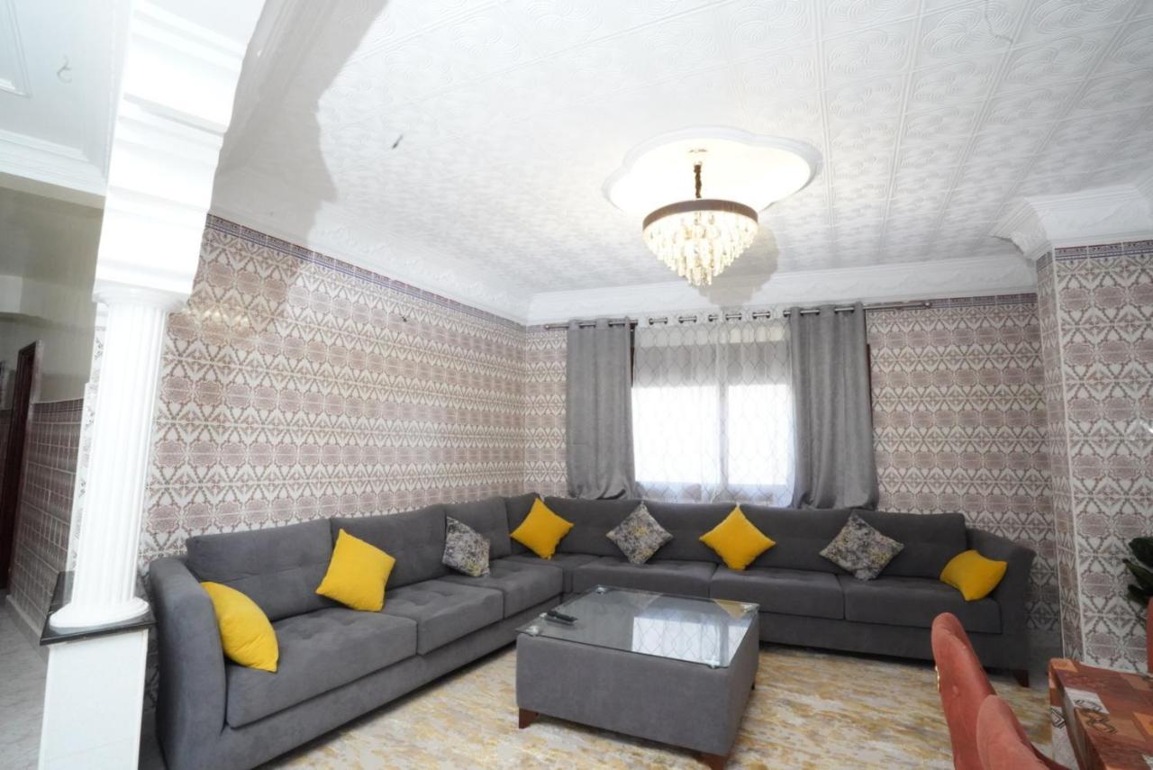 Apartment Oumnia 1 - City Center Tanger Kültér fotó