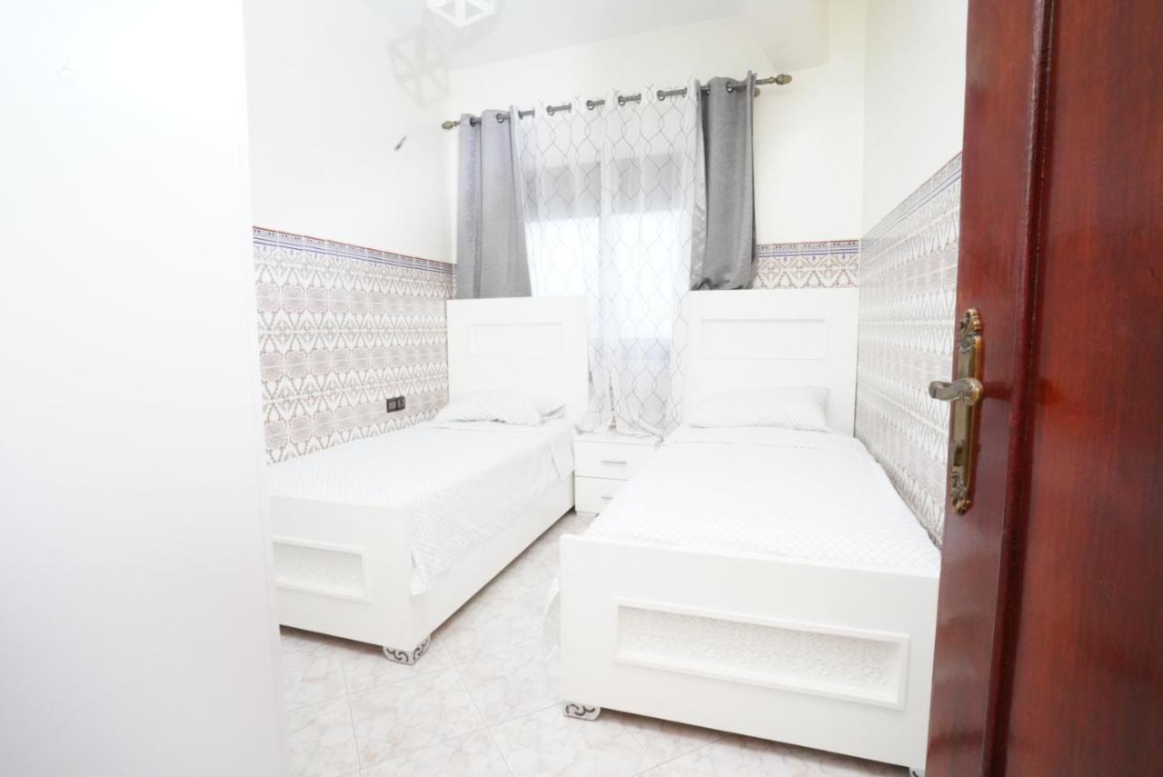 Apartment Oumnia 1 - City Center Tanger Kültér fotó